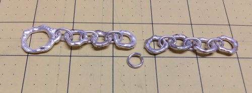 Judy Larson's Argentium Silver Scrap Chain - , Contemporary Wire Jewelry, Making Chain, Chain Making , Butane Torch, Soldering, Solder, Connect the sets of four scrap rings.